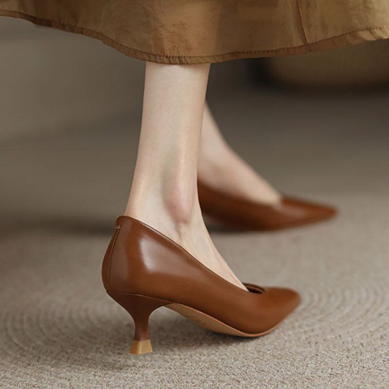 Lublin Sapato Scarpin Feminino Básico Minimalista - Marrom
