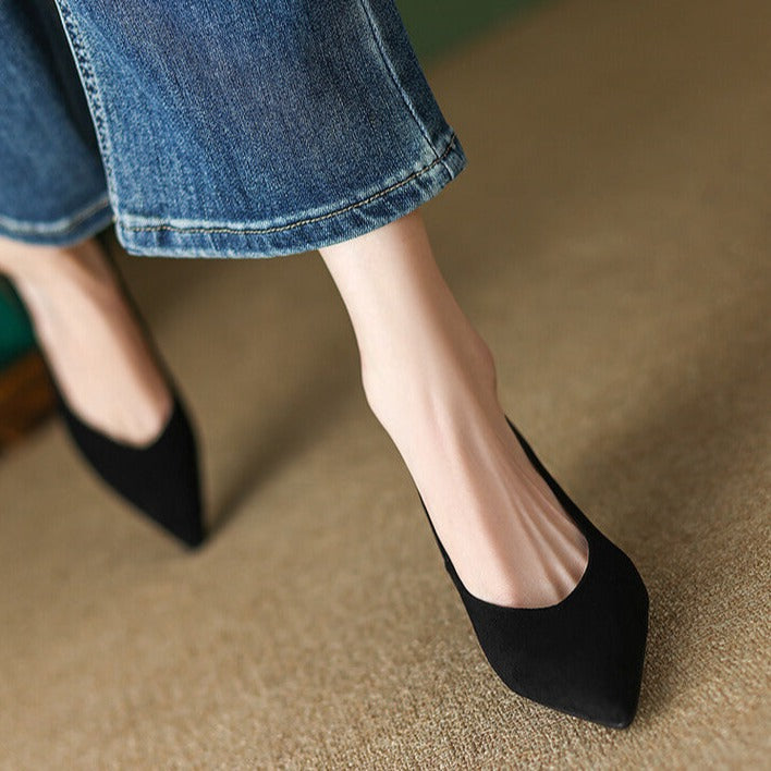 Zaria Sapato Scarpin Feminino de Salto Baixo Bico Fino - Preto